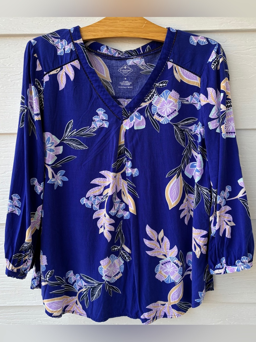 St. John’s Bay Blue Boho Floral V-Neck 3/4 Sleeve Women’s Rayon Blouse Medium